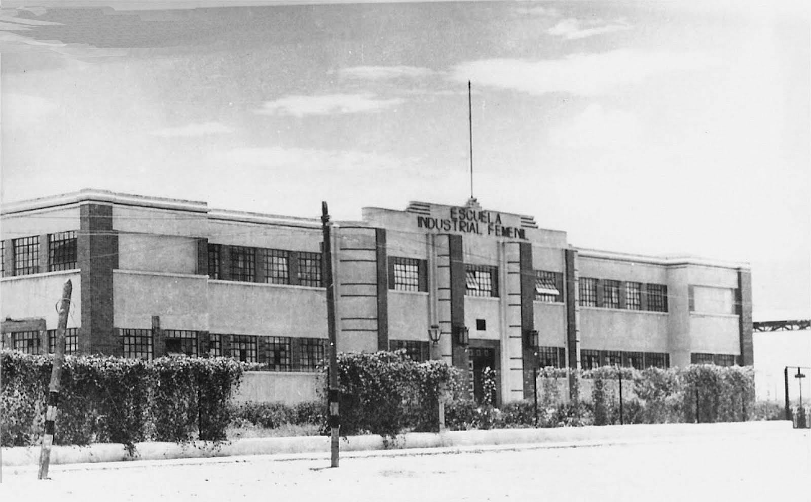 Fotografías de la Escuela Industrial Femenil de Saltillo, Hoy Secundaria Margarita Maza de Juárez 2 Fotografías de la Escuela Industrial Femenil de Saltillo, Hoy Secundaria Margarita Maza de Juárez 2