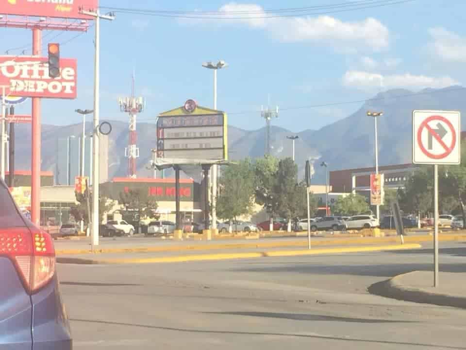 Crucero de Abasolo y Periférico antes del segundo piso 3 Crucero de Abasolo y Periférico antes del segundo piso 3
